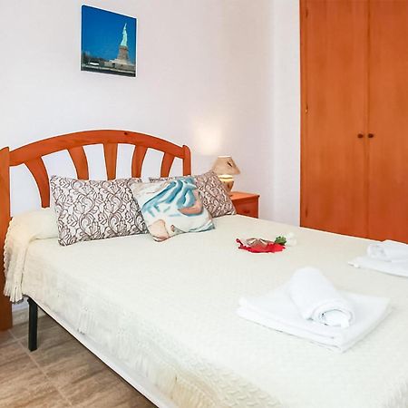 1 Bedroom Nice Apartment In Los Arenales Del Sol Exterior foto