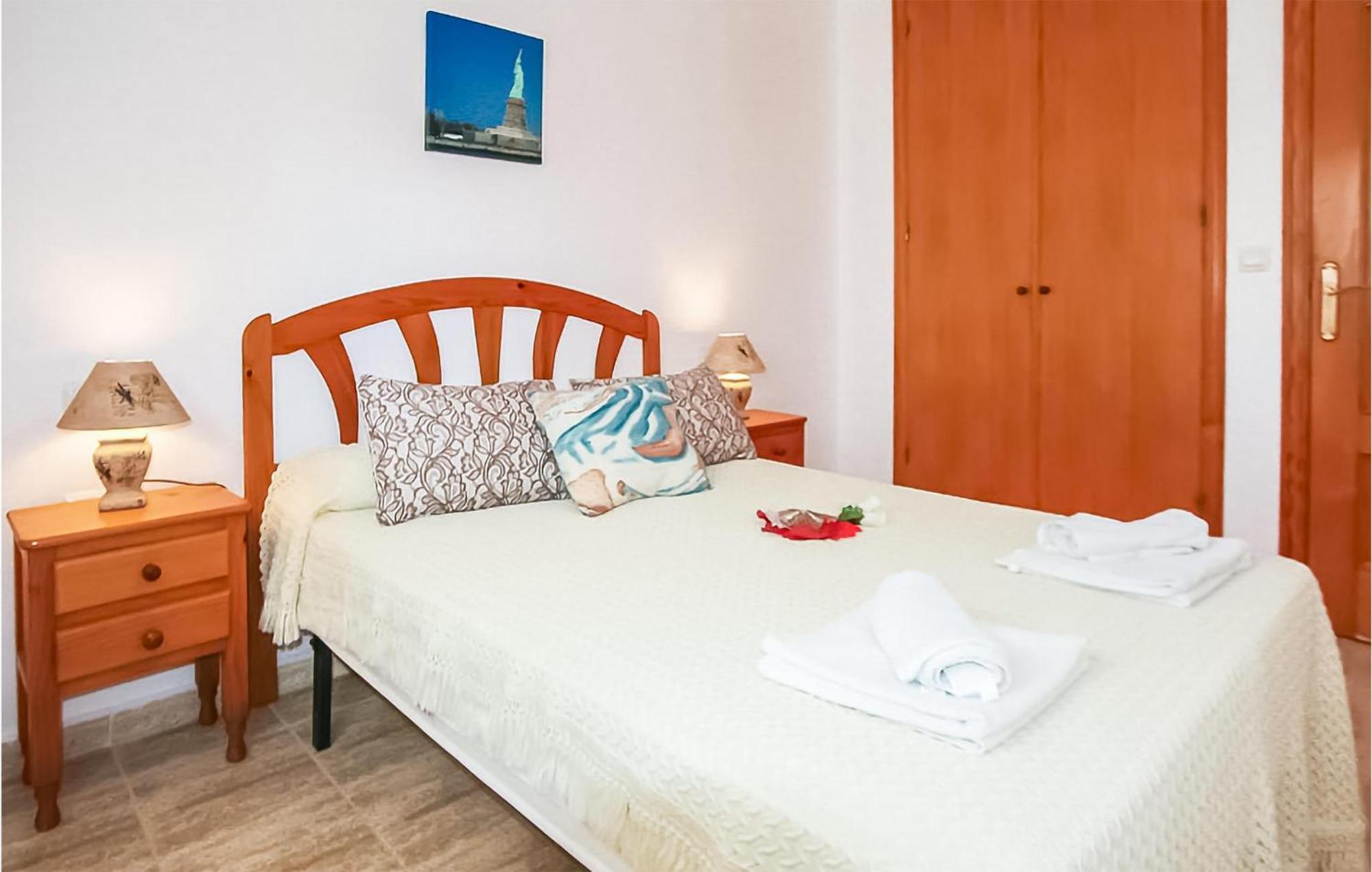 1 Bedroom Nice Apartment In Los Arenales Del Sol Exterior foto